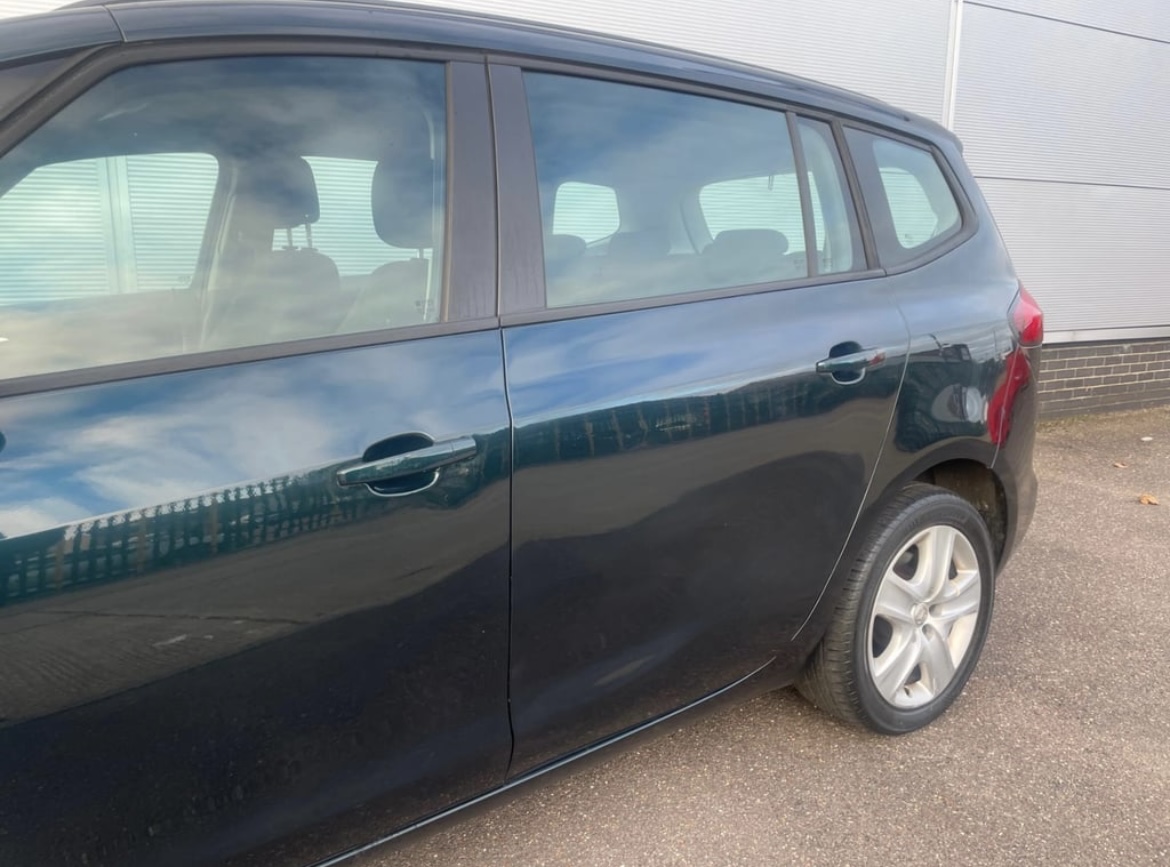 VAUXHALL ZAFIRA