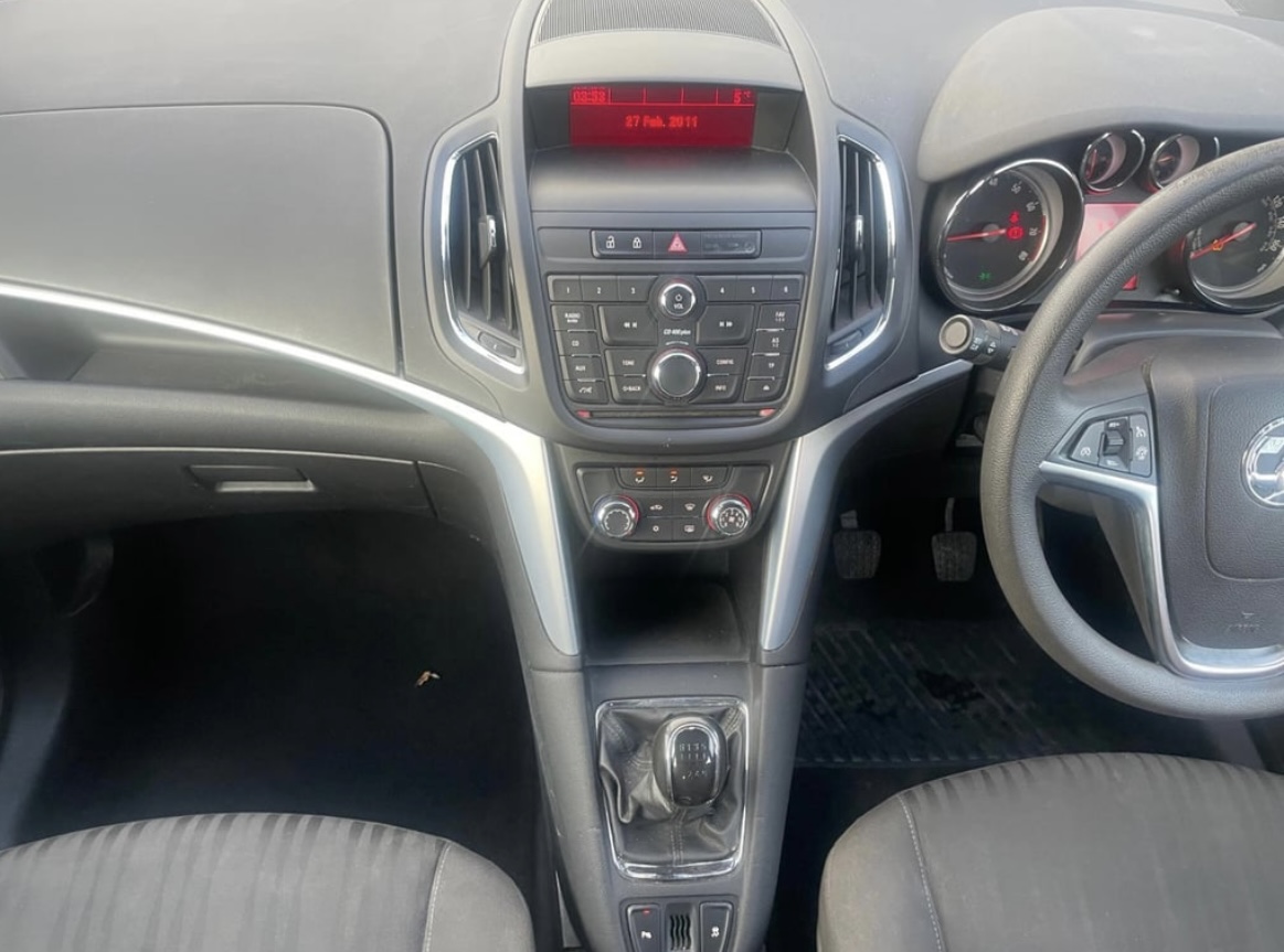 VAUXHALL ZAFIRA