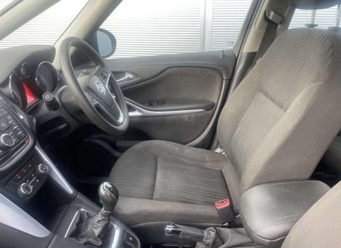 VAUXHALL ZAFIRA