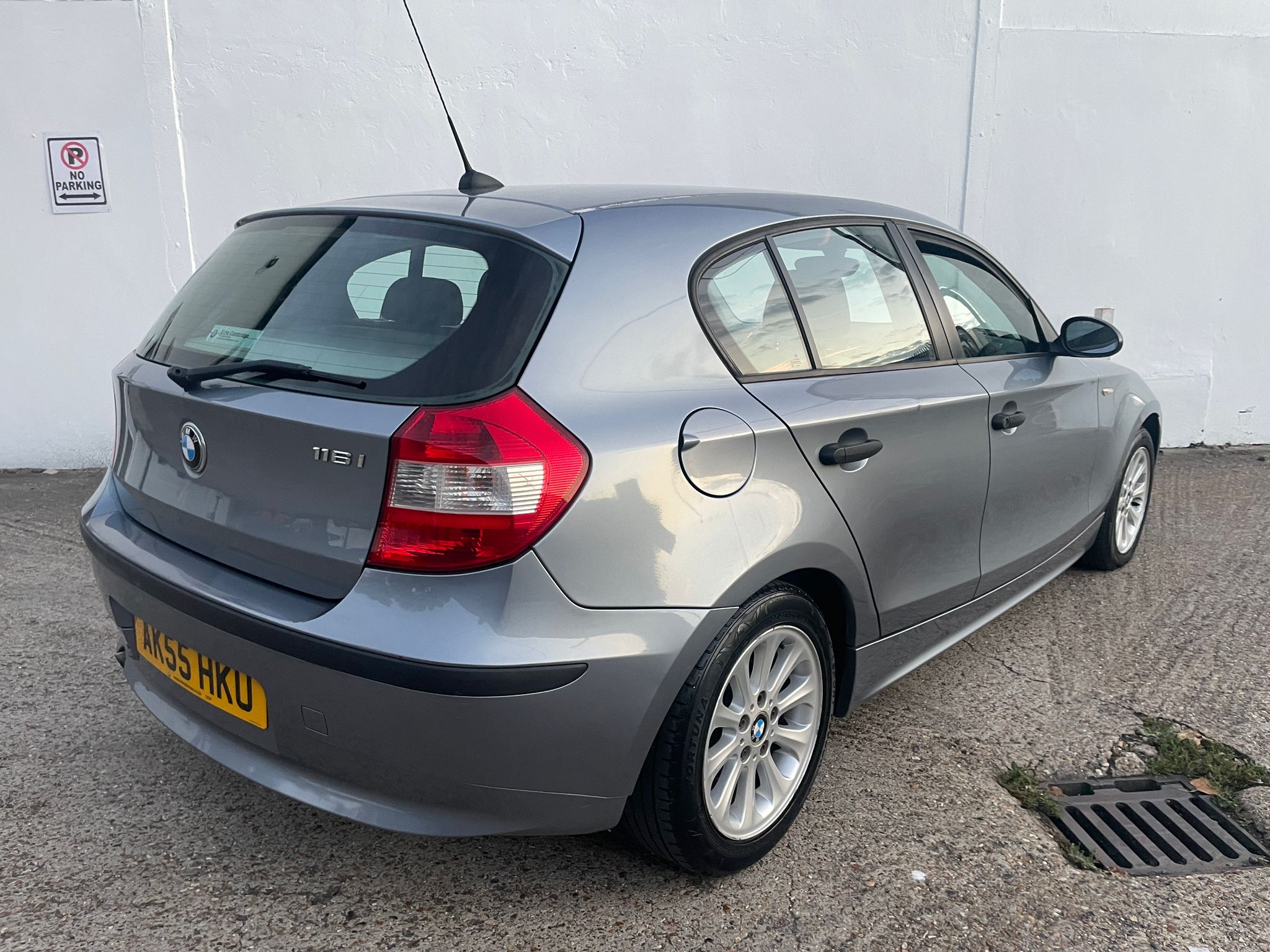 BMW 1 SERIES 116i