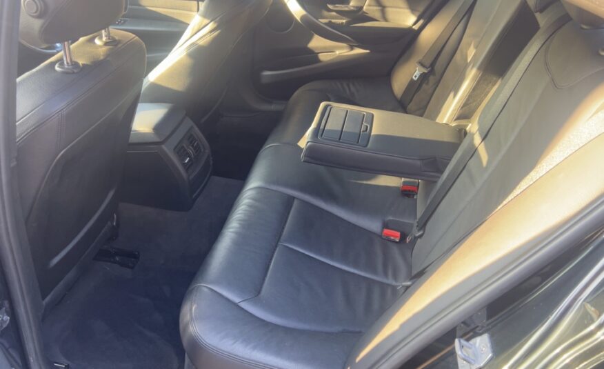 BMW 320i M SPORT
