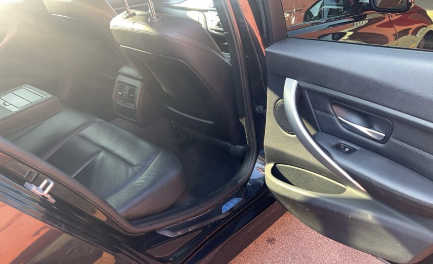 BMW 320i M SPORT