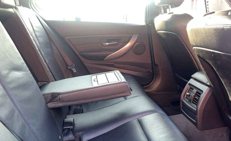 BMW 320i M SPORT