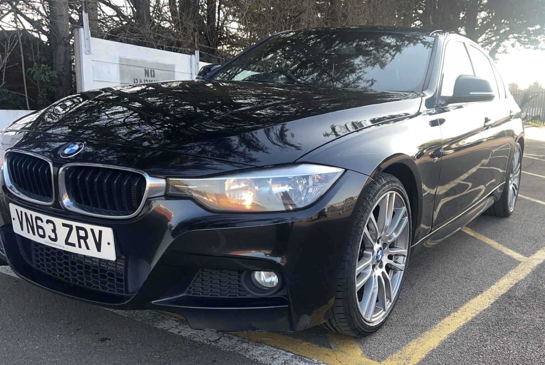 BMW 320i M SPORT