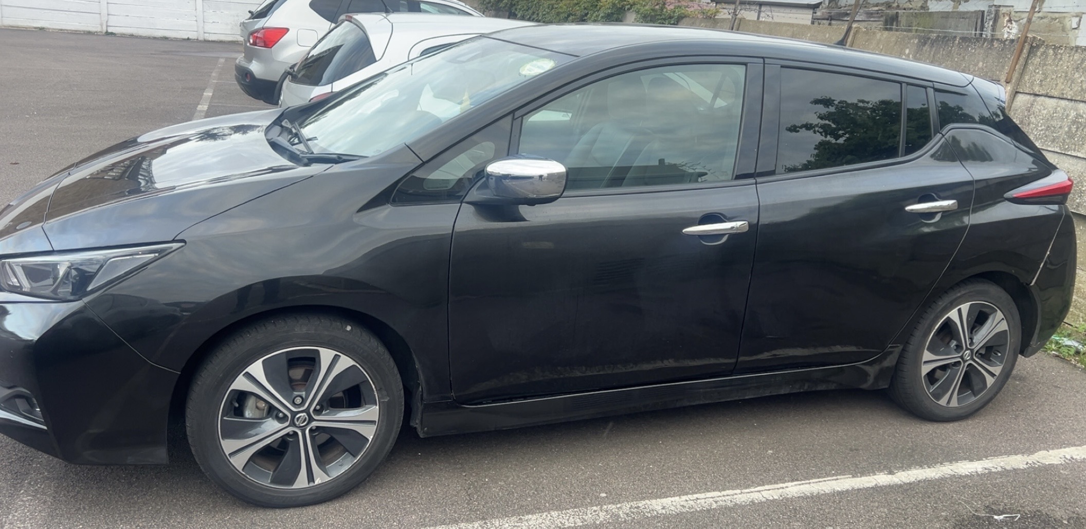 NISSAN LEAF TEKNA